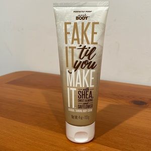 Perfectly Posh 4oz Fake it ‘til you Make It! Gradual Tanning Body Crème!